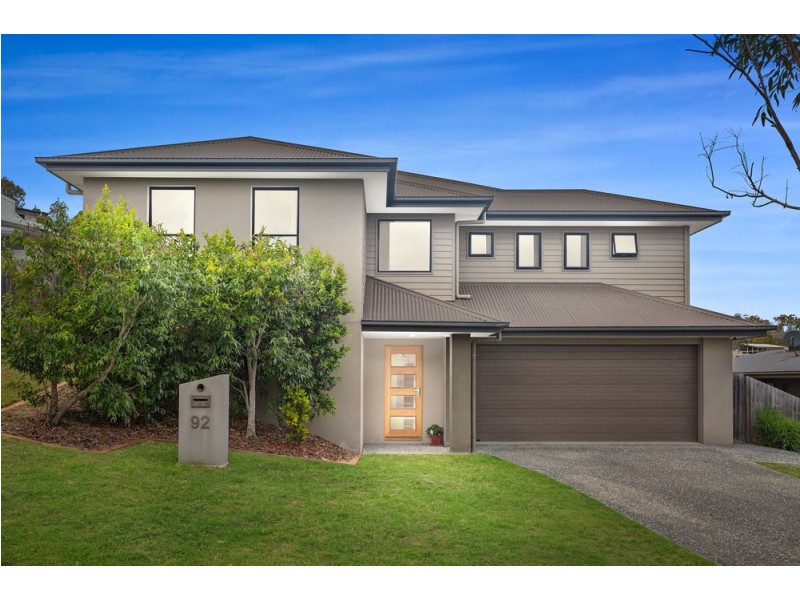 92 Outlook Drive, Waterford QLD 4133