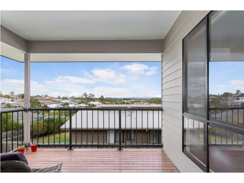 92 Outlook Drive, Waterford QLD 4133