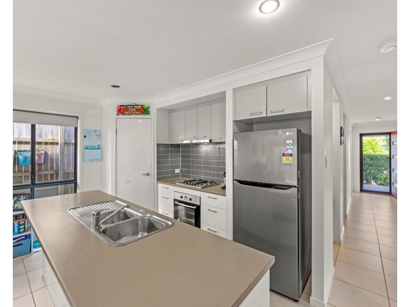 16 Mersey Street, Upper Coomera QLD 4209