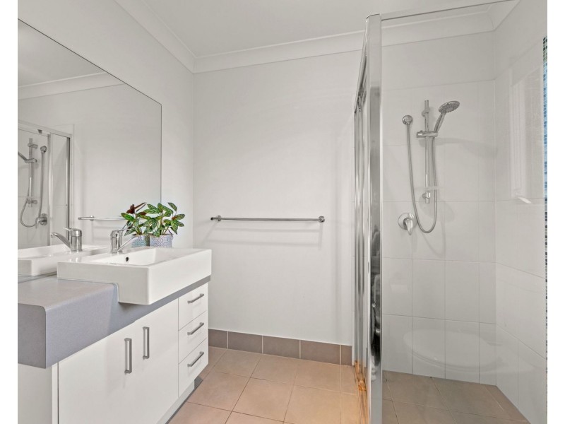 16 Mersey Street, Upper Coomera QLD 4209