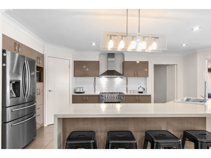 7 Kurura Road, Coomera Waters QLD 4209