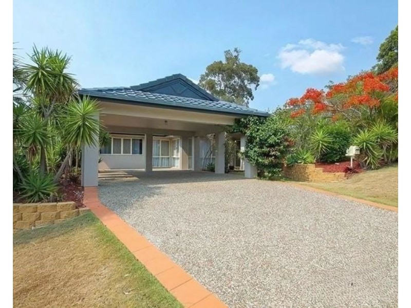 4 Highvale Drive, Helensvale QLD 4212