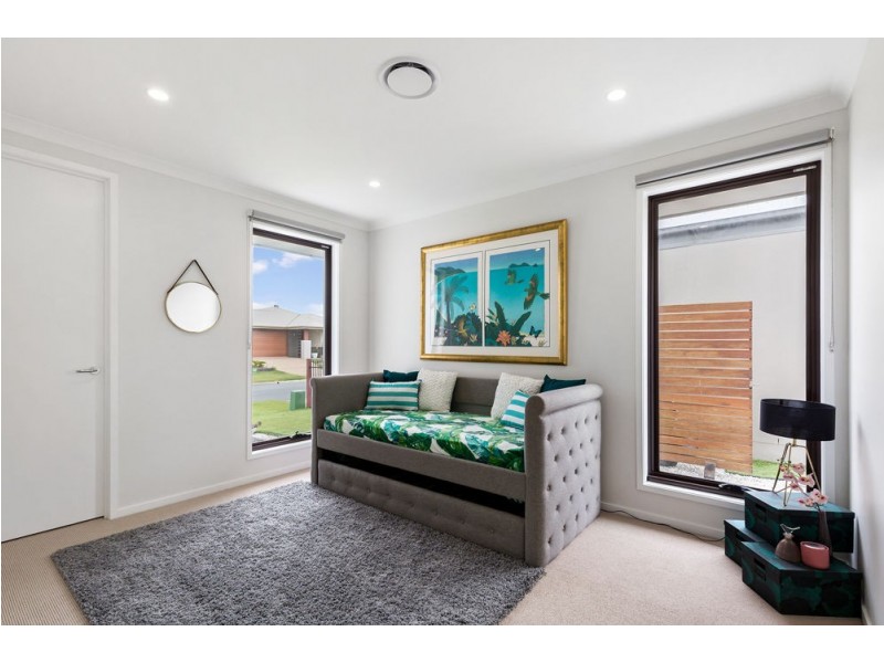 23 Whitsunday Circuit, Pimpama QLD 4209