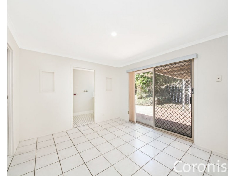 17 Universal Street, Oxenford QLD 4210