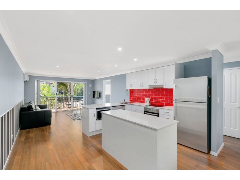 36/148-156 Marine Parade, Southport QLD 4215