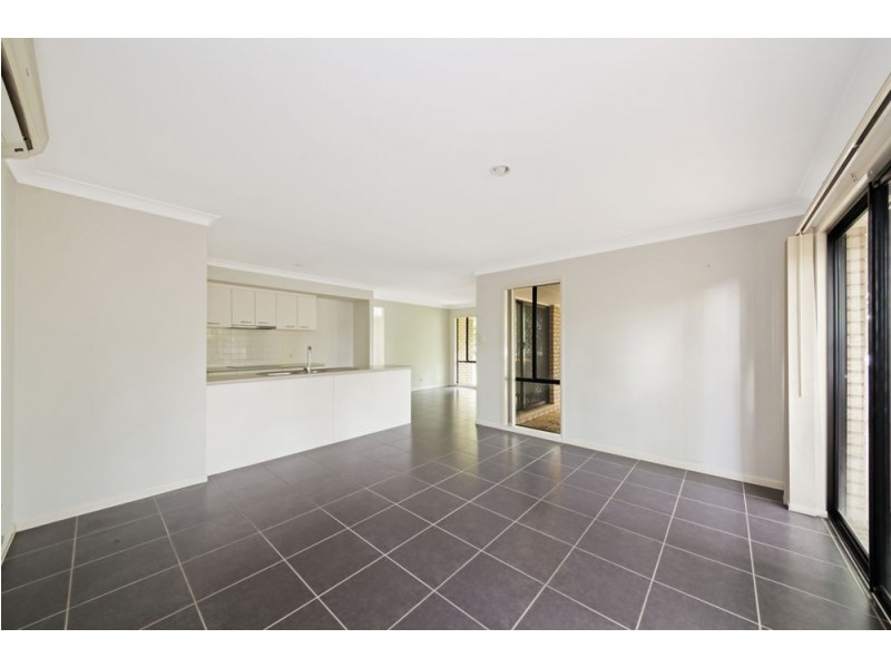 4 Jet Street, Upper Coomera QLD 4209