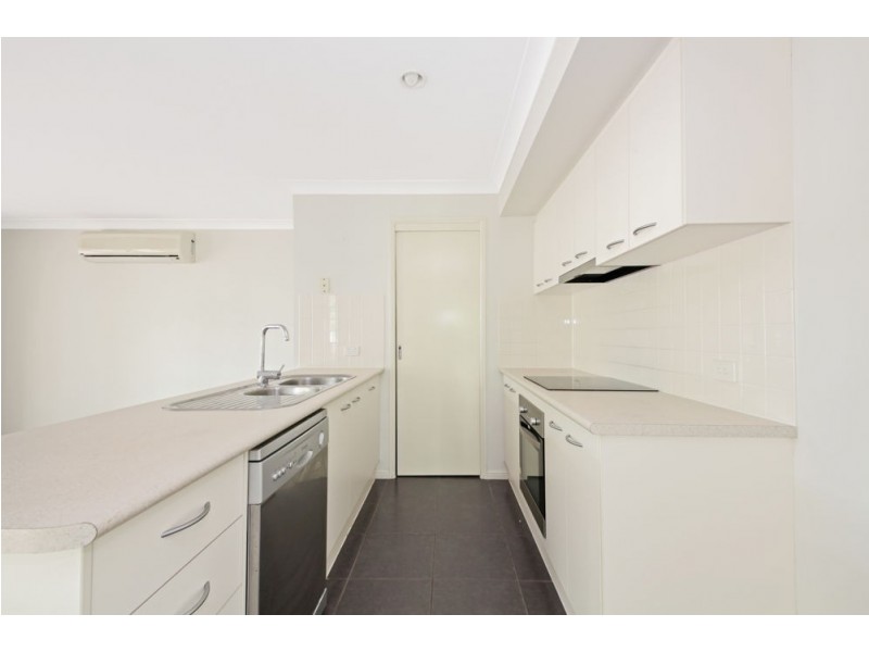 4 Jet Street, Upper Coomera QLD 4209