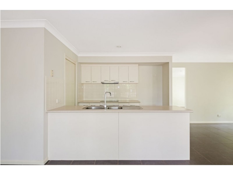 4 Jet Street, Upper Coomera QLD 4209