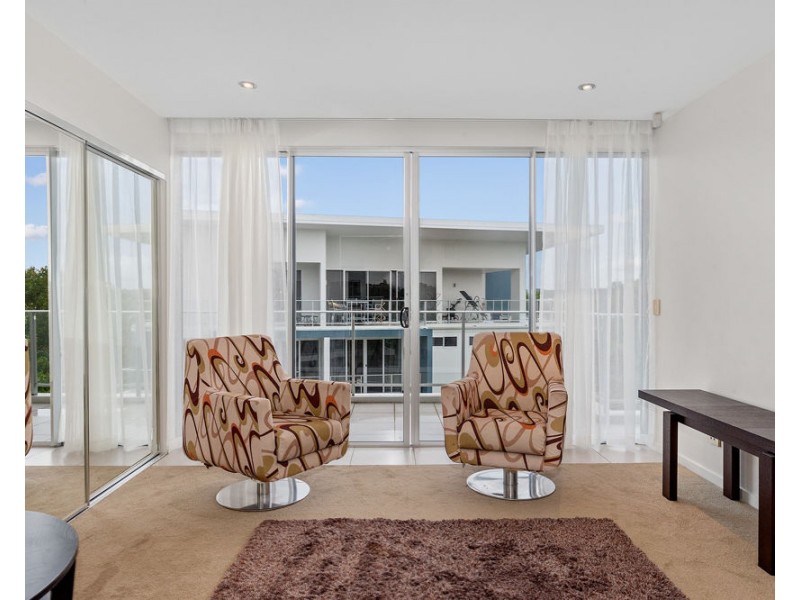 2409/2 Activa Way, Hope Island QLD 4212