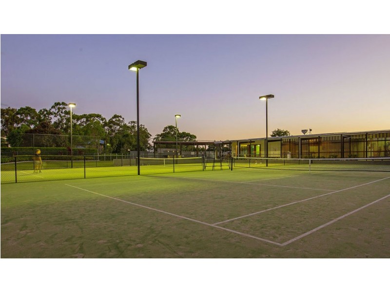 18 Astor Terrace, Coomera Waters QLD 4209