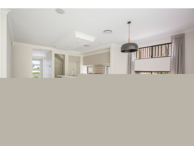 27 Hans Street, Upper Coomera QLD 4209