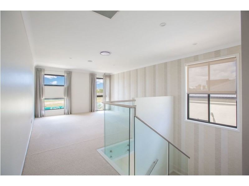 27 Hans Street, Upper Coomera QLD 4209