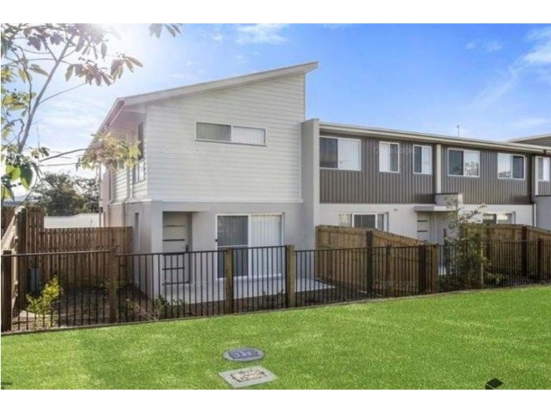 9/4 Rhiana Street, Pimpama QLD 4209