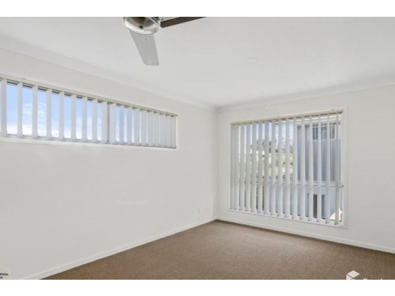 9/4 Rhiana Street, Pimpama QLD 4209