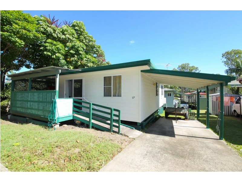 17 Silky Oak Crescent, Stapylton QLD 4207