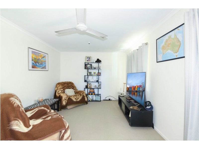 17 Silky Oak Crescent, Stapylton QLD 4207