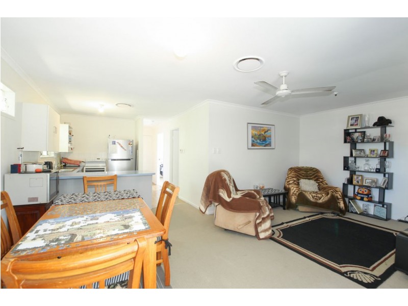 17 Silky Oak Crescent, Stapylton QLD 4207