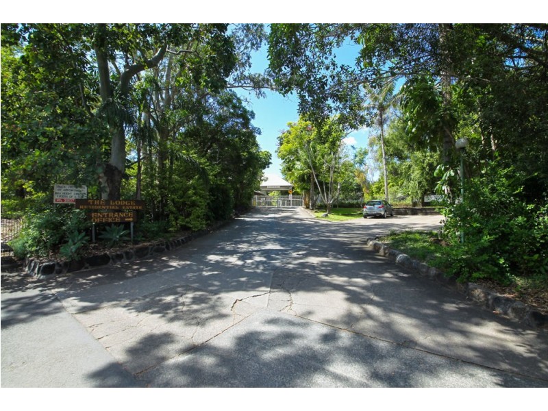 17 Silky Oak Crescent, Stapylton QLD 4207