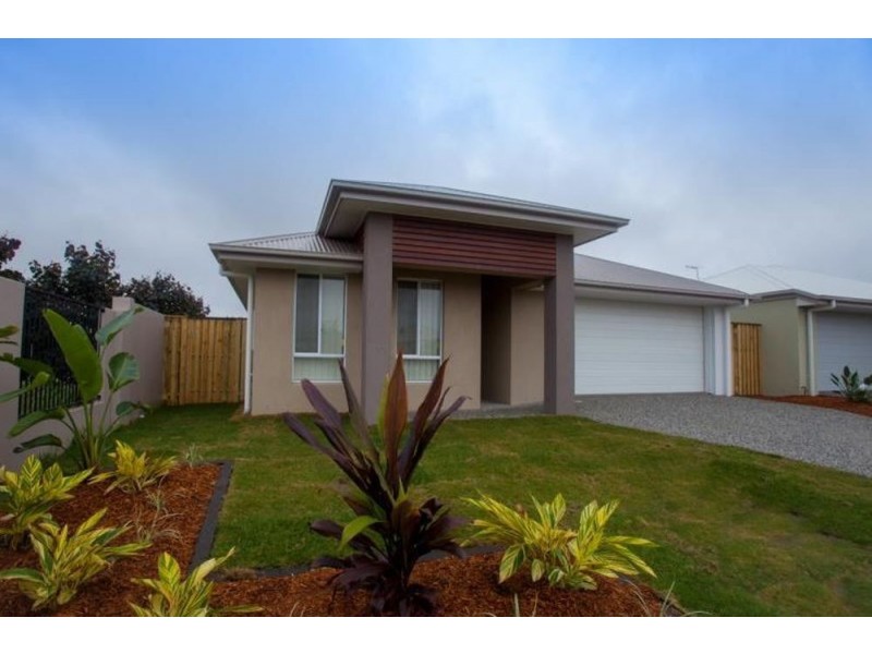 12 Keelson Crescent, Hope Island QLD 4212