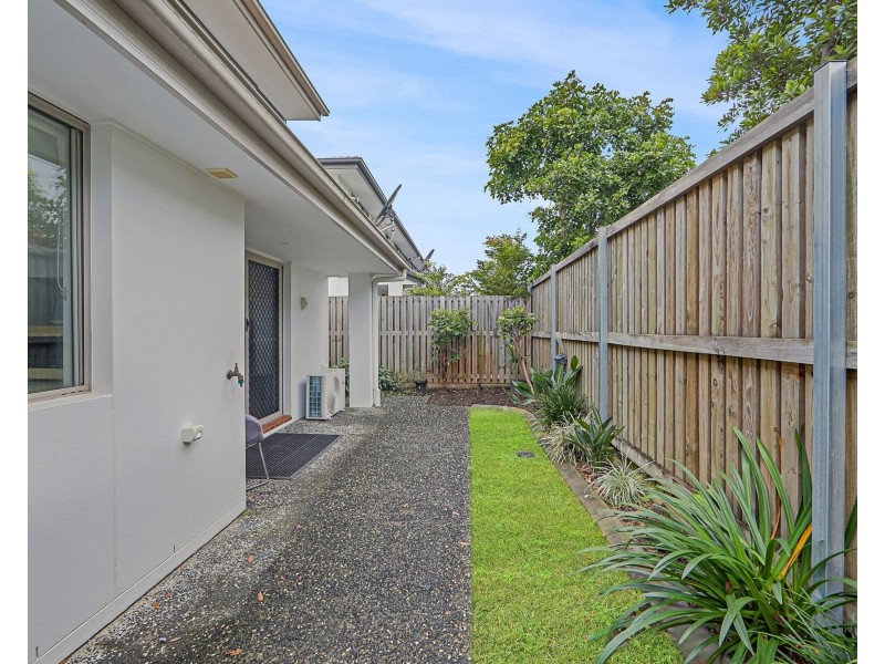 7/2 Pandanus Place, Upper Coomera QLD 4209