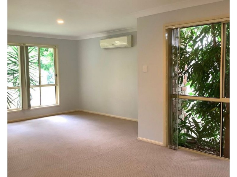 9 Sandhurst Crescent, Upper Coomera QLD 4209