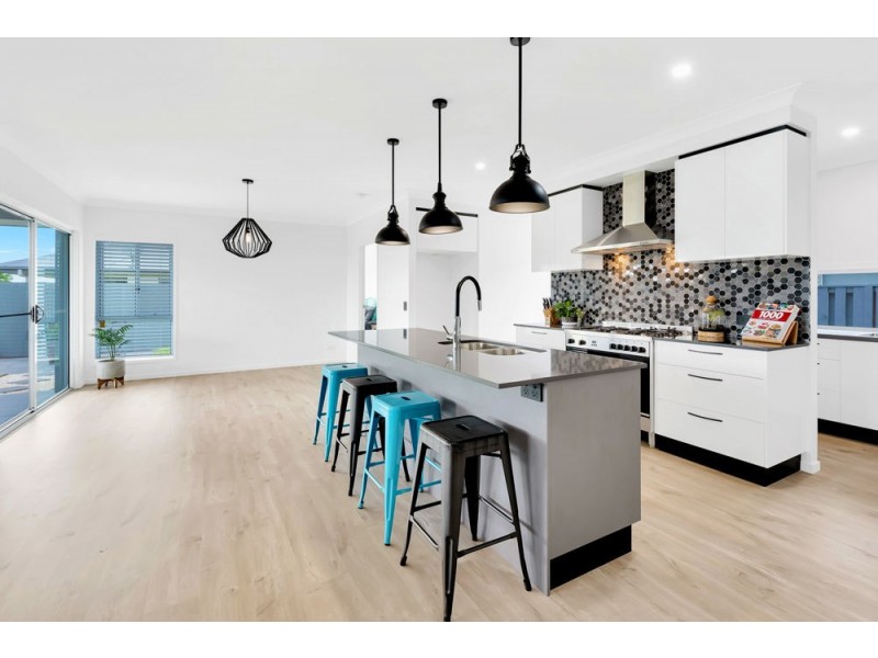 13 Fortescue Street, Pimpama QLD 4209