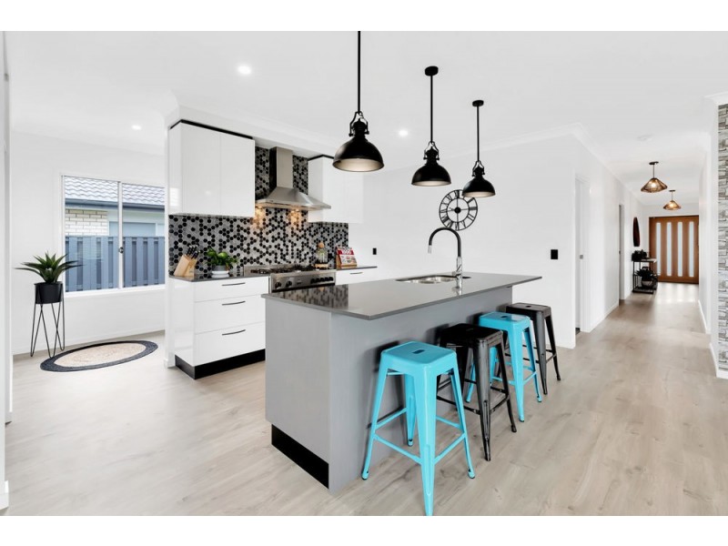 13 Fortescue Street, Pimpama QLD 4209