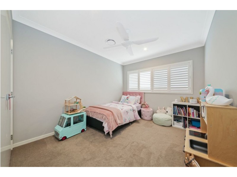 17 Lindeman Circuit, Pimpama QLD 4209