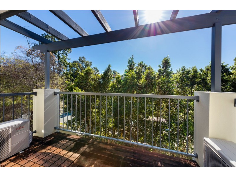 1/24 Jessica Drive, Upper Coomera QLD 4209