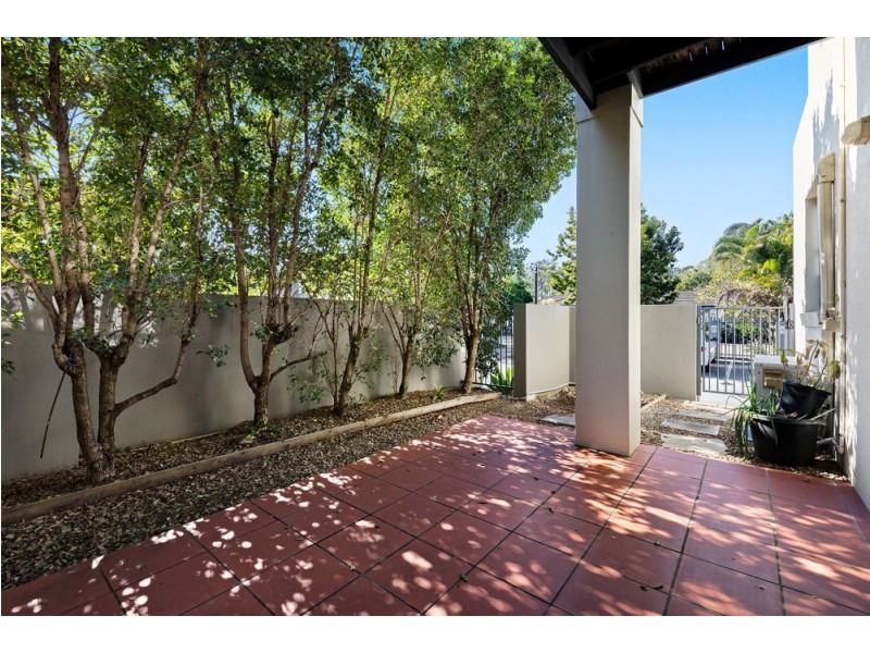 1/24 Jessica Drive, Upper Coomera QLD 4209