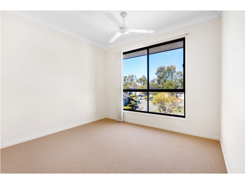 1/24 Jessica Drive, Upper Coomera QLD 4209