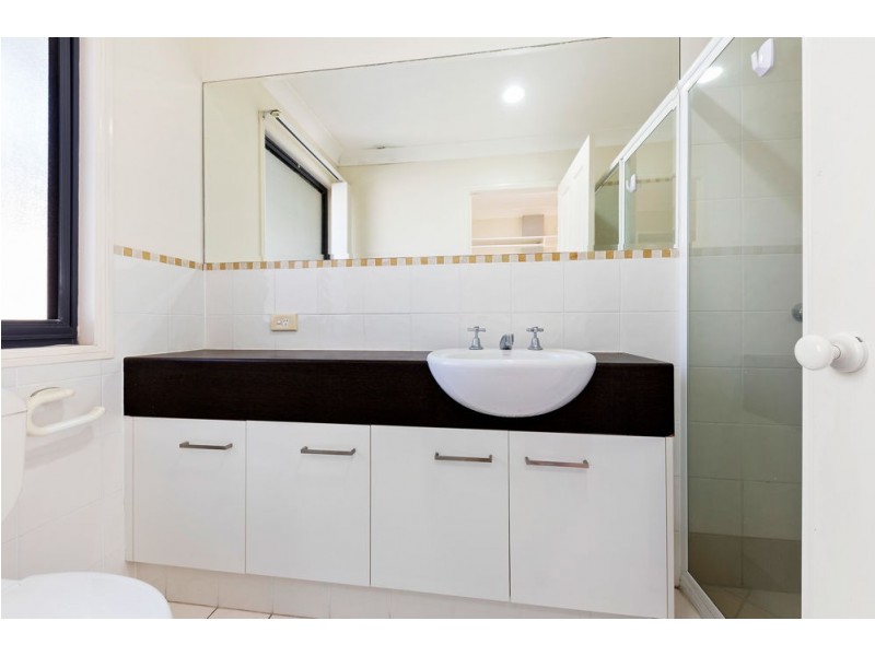 1/24 Jessica Drive, Upper Coomera QLD 4209