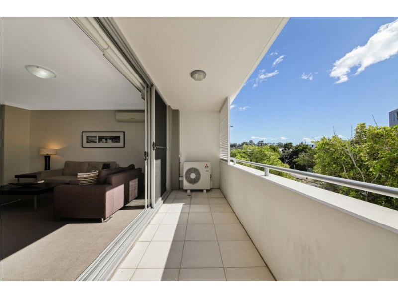 158/1-7 Moores Crescent, Varsity Lakes QLD 4227