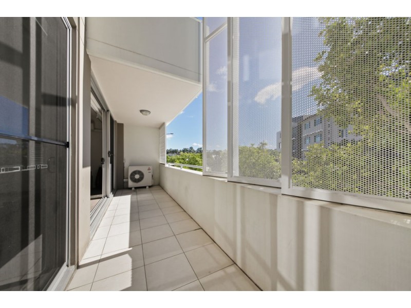 158/1-7 Moores Crescent, Varsity Lakes QLD 4227