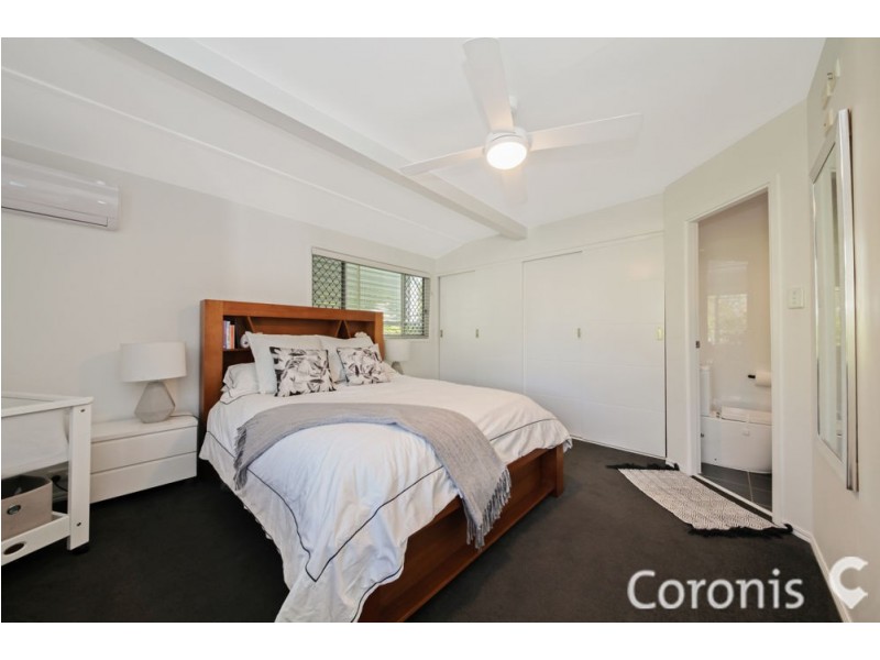 9 Saltash Street, Labrador QLD 4215