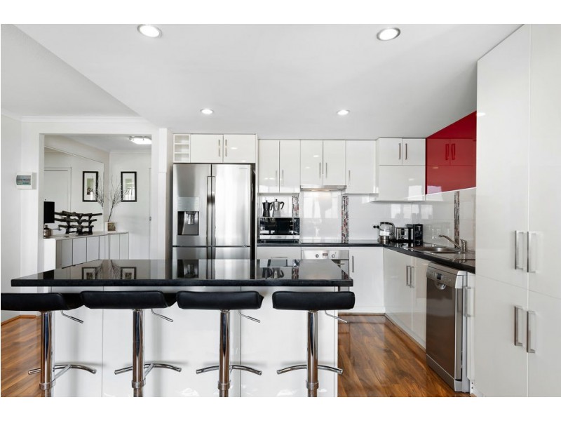 66/2940 Gold Coast Highway, Surfers Paradise QLD 4217