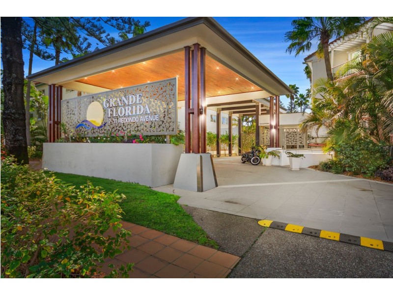 63/7 Redondo Avenue, Miami QLD 4220