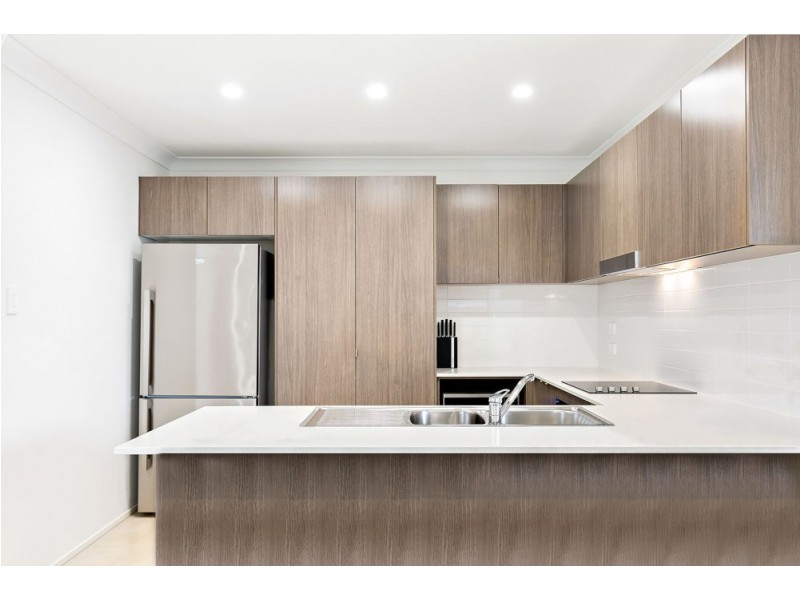 22/1 Tilbury Rise, Upper Coomera QLD 4209