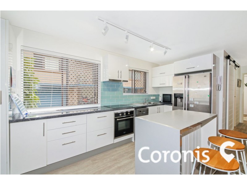 1/25 Imperial Parade, Labrador QLD 4215