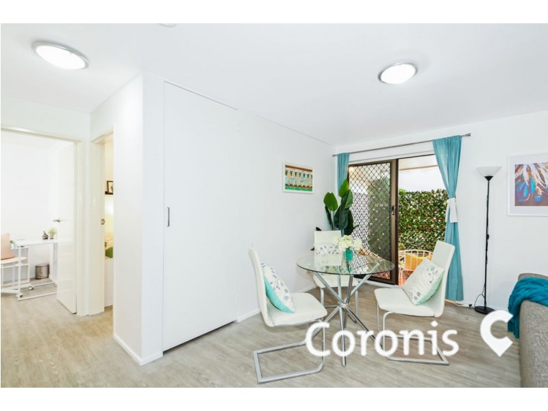 1/25 Imperial Parade, Labrador QLD 4215