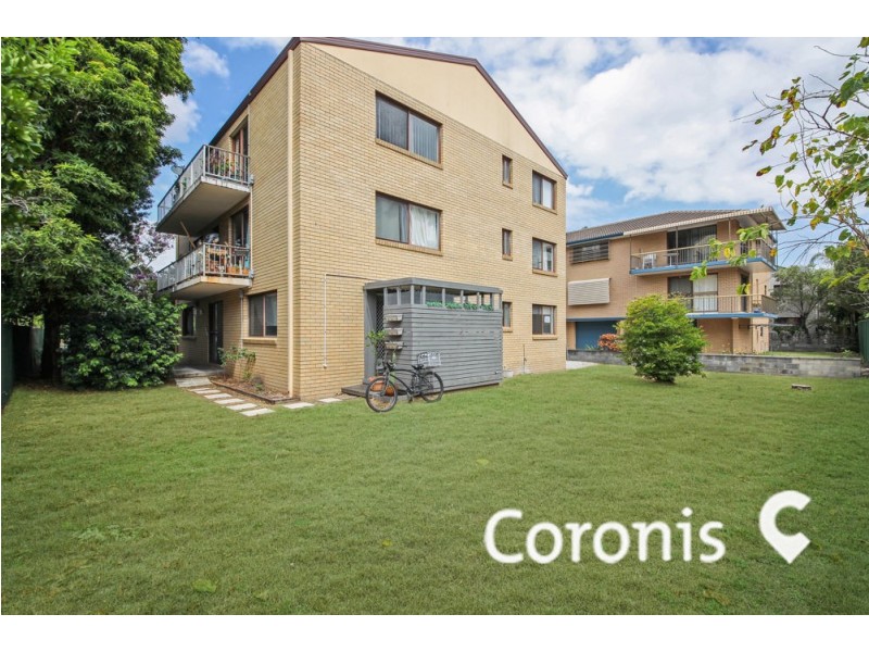 1/25 Imperial Parade, Labrador QLD 4215