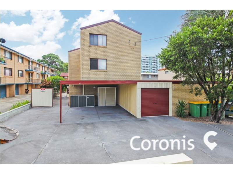 1/25 Imperial Parade, Labrador QLD 4215