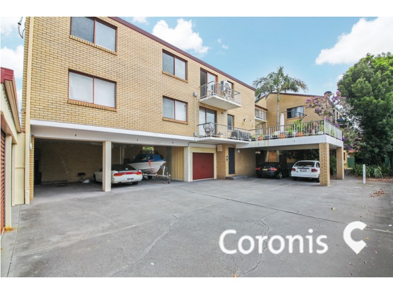 1/25 Imperial Parade, Labrador QLD 4215