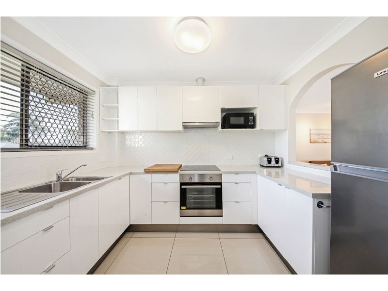 7/34 Imperial Pde, Labrador QLD 4215