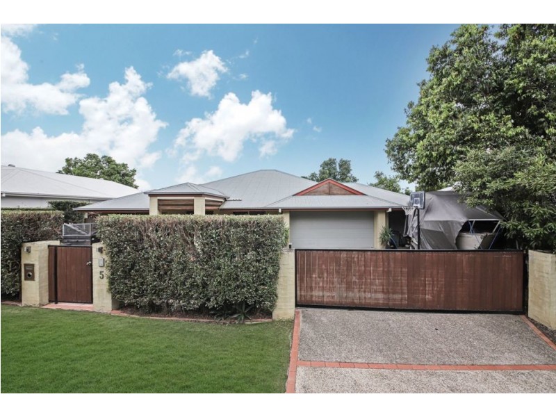 5 Stormvogel Court, Coomera Waters QLD 4209