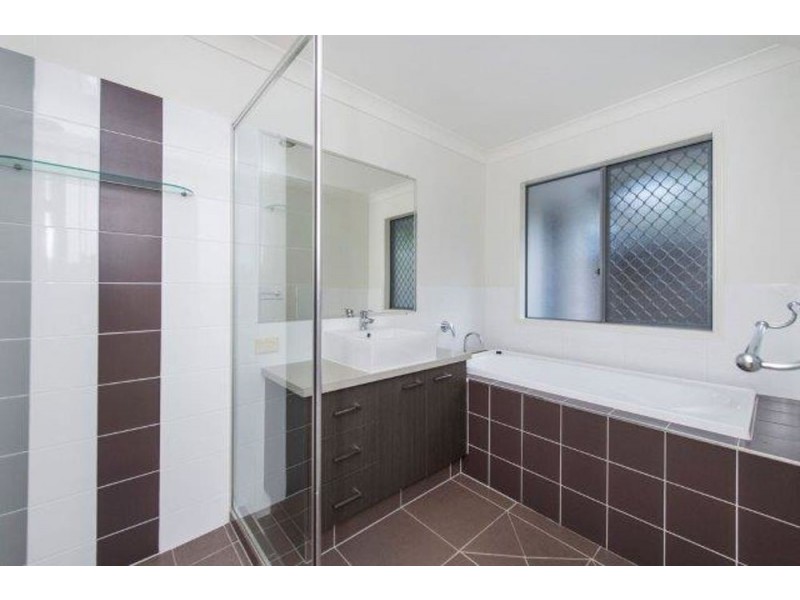 33 Heatherdale Drive, Upper Coomera QLD 4209