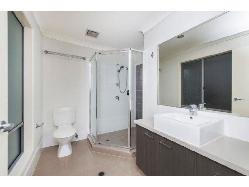 33 Heatherdale Drive, Upper Coomera QLD 4209