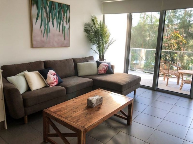 1117/6-8 Waterford Court, Bundall QLD 4217