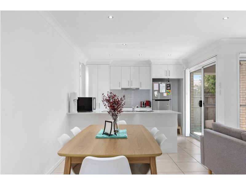 2/6 Freedman Drive, Willow Vale QLD 4209