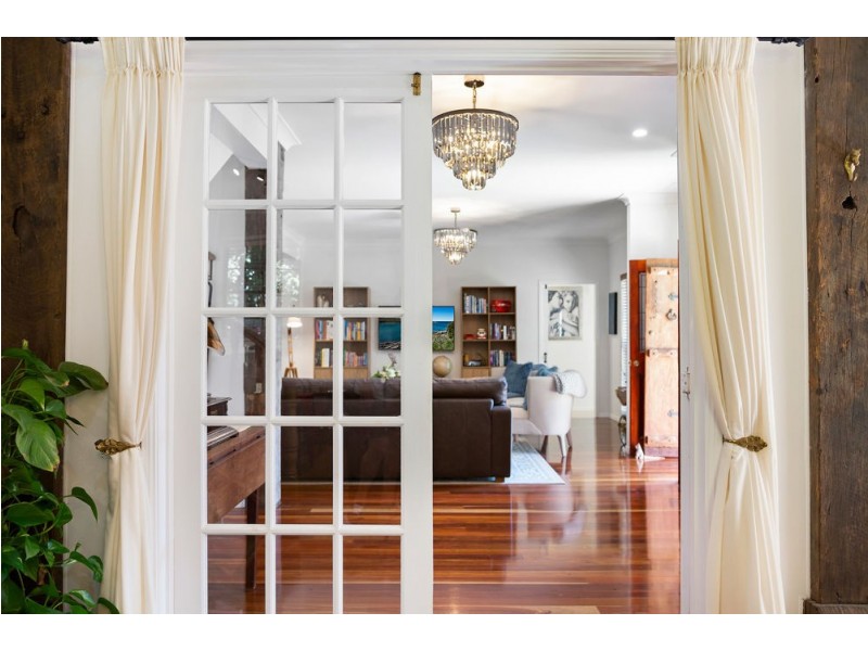 5-7 Platt Place, Tamborine Mountain QLD 4272